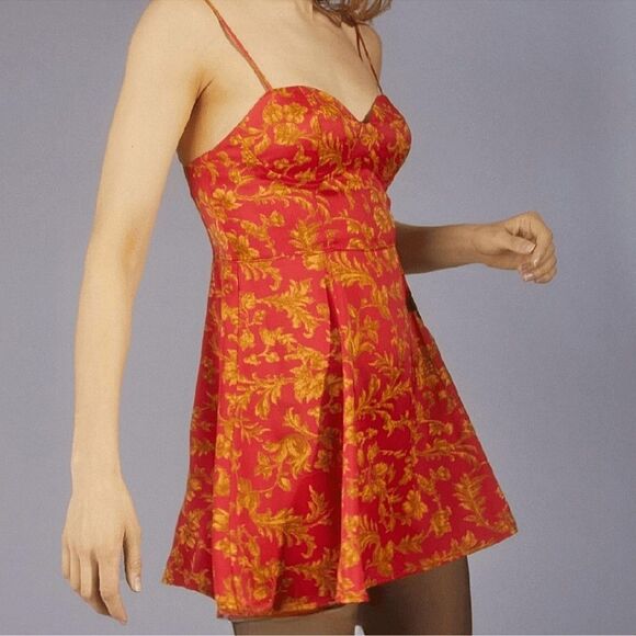 Urban Outfitters Orion Bustier Floral Mini Dress Size XS - Picture 2 of 10